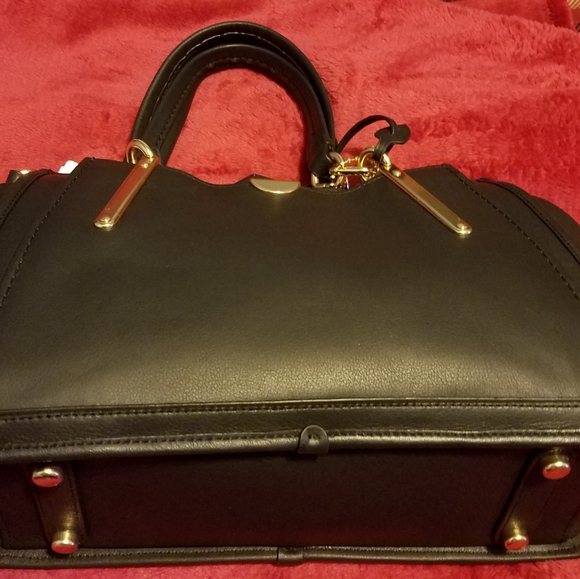 SOLD!!!  COACH Dreamer Satchel- Black w Gold - Picture 8 of 8